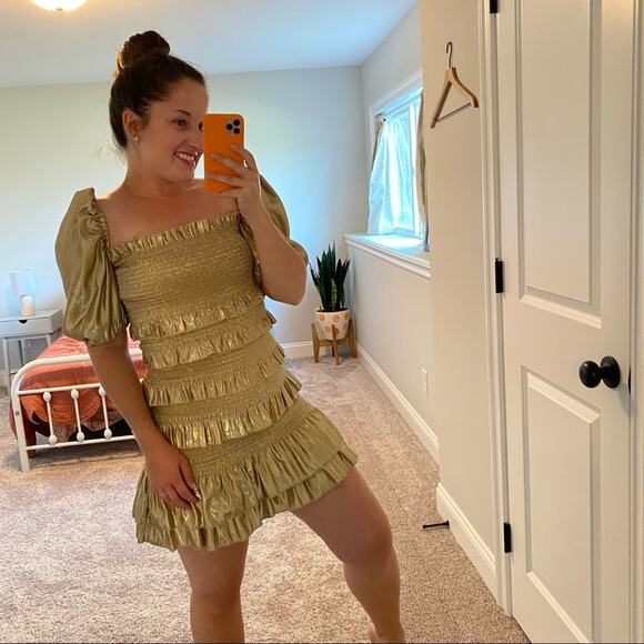 V. Chapman Gold Metallic Smocked Tiered Puff Sleeve Mini Dress 0 - Picture 6 of 16